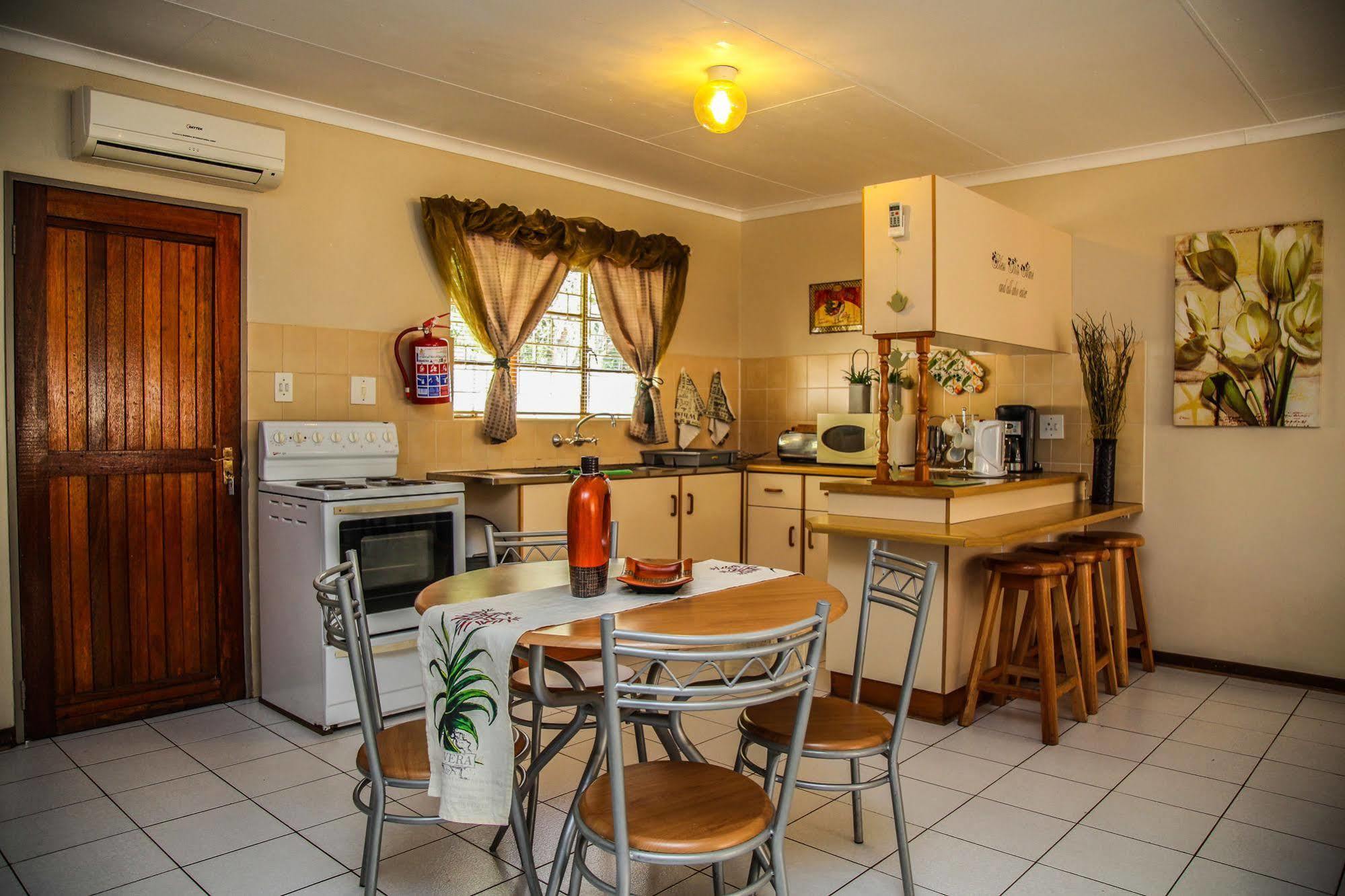 Aber Jetz Guesthouse Pongola Eksteriør bilde